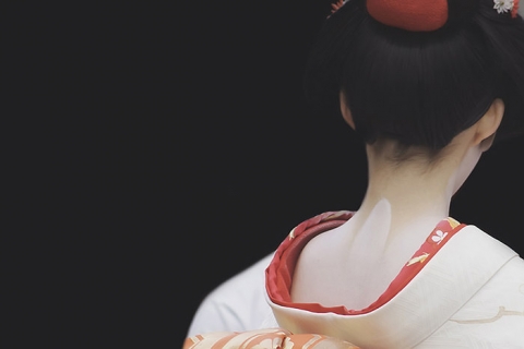 Maiko in Gion, Kyoto